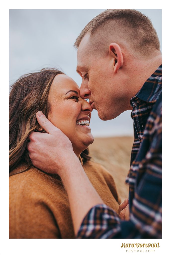 I thoroughly enjoy being a Des Moines Family Photographer. The golden sunlight at Saylorville lake is such an awesome location for gorgeous family photos. The Johnsons were as beautiful as can be in their styled outfits. After, the shoot we had a great time chatting. Blog 200 - 300 words and talk a snippet about life, etc. Your meta data has keywords. Your images have named. Add some internal and external links. It can be for anything, location, j crew, whatever. Check url, tags and categories. Plug in your focus keywords. Great day as a Des Moines Family Photographer. A compelling story works so well. Sprinkle key words through out the blog post. The title website is great. It does show up in the tab for keywords. Tag or link outfits, stylists, vendors. For maternity tag and link midwives and doulas.